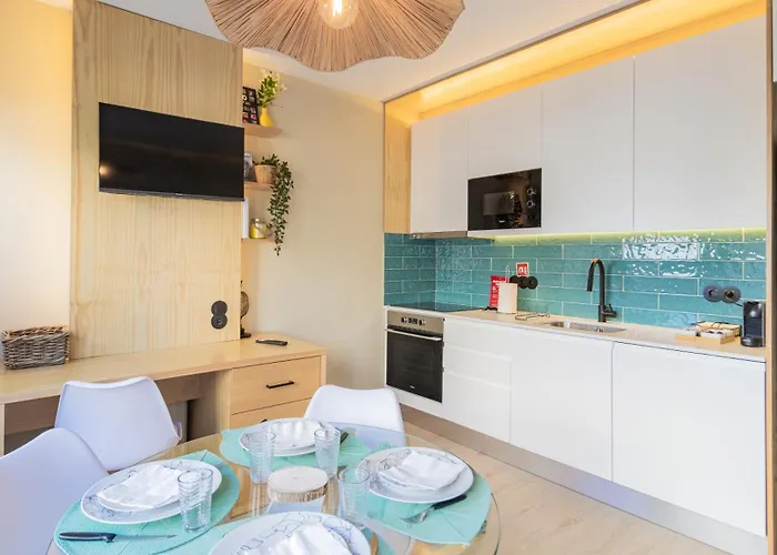 Charming Tropical Saudade *