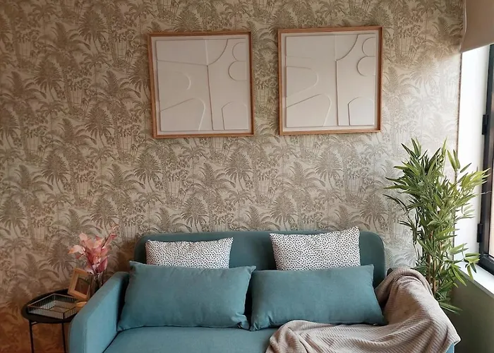 Charming Tropical Saudade