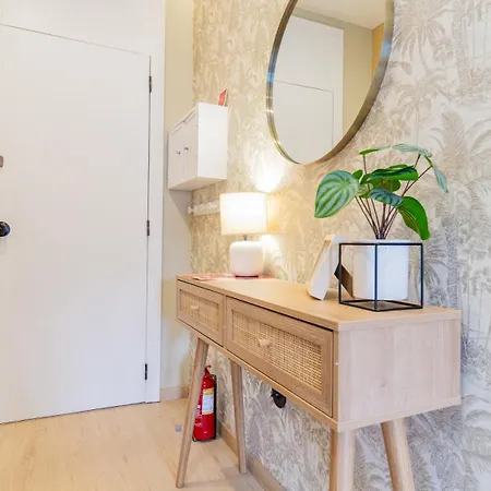 Charming Tropical Saudade Apartament