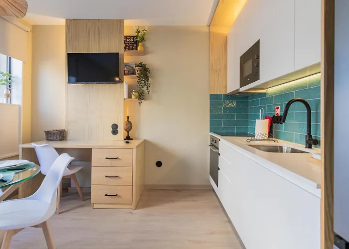 Charming Tropical Saudade Apartament