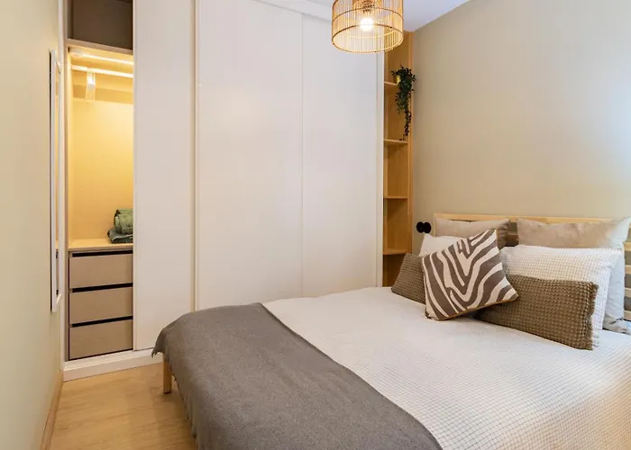 Charming Tropical Saudade